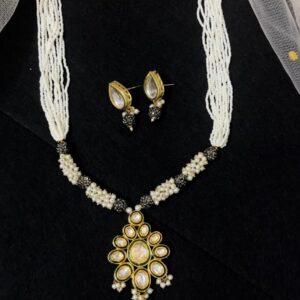 Primium quality kundan set for any ...