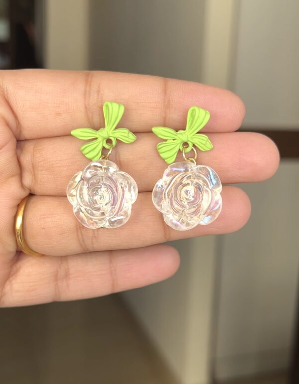 Glass drop earring