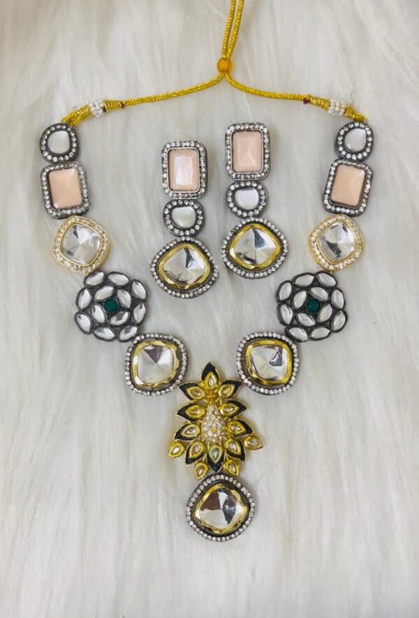 Gold-Plated Pearl Beaded Choker Necklace & Earrings - Image 3