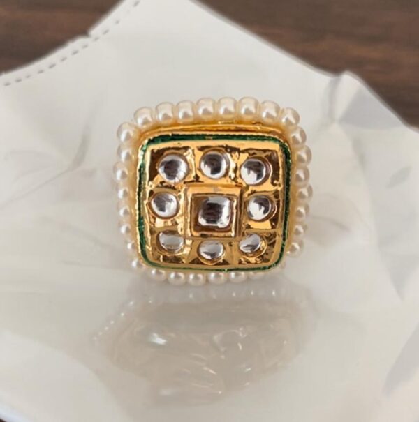Gold-Plated Kundan Studded Floral Shaped Finger Ring - Image 2