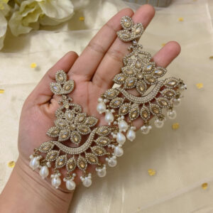 Party wear heavy weight chandbali i...