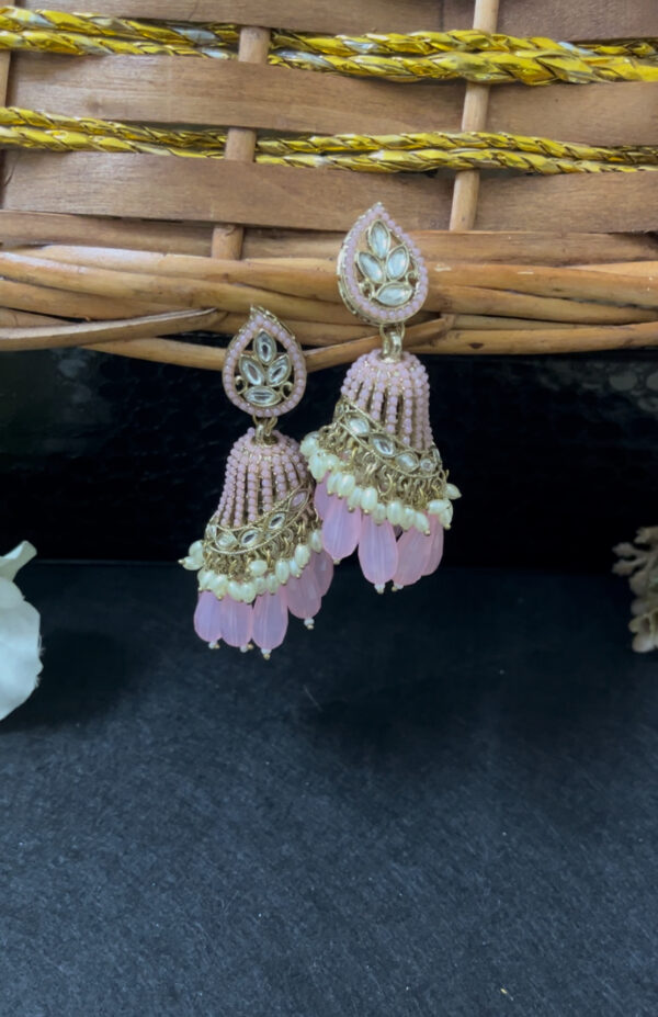 Stylish heavy weight jhumka  in lightpink