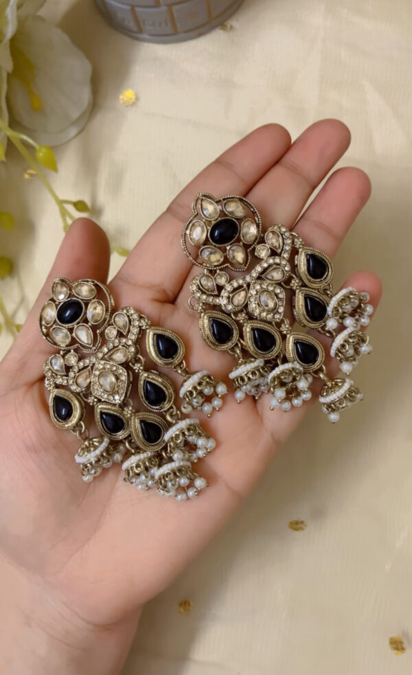 Premium quality light weight kundan earring in black - Image 2