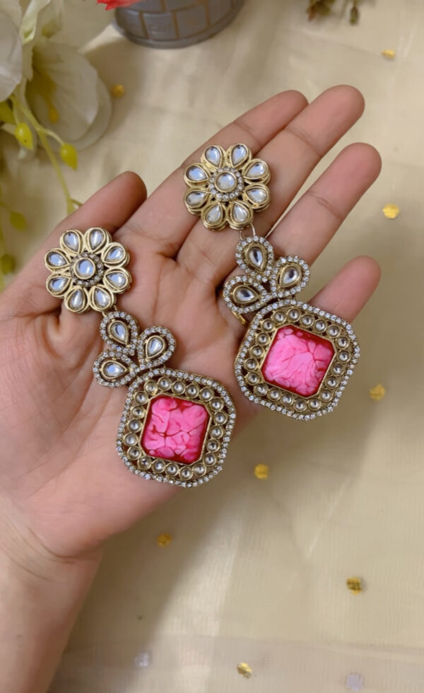 Premium quality light weight kundan earring in pink - Image 2