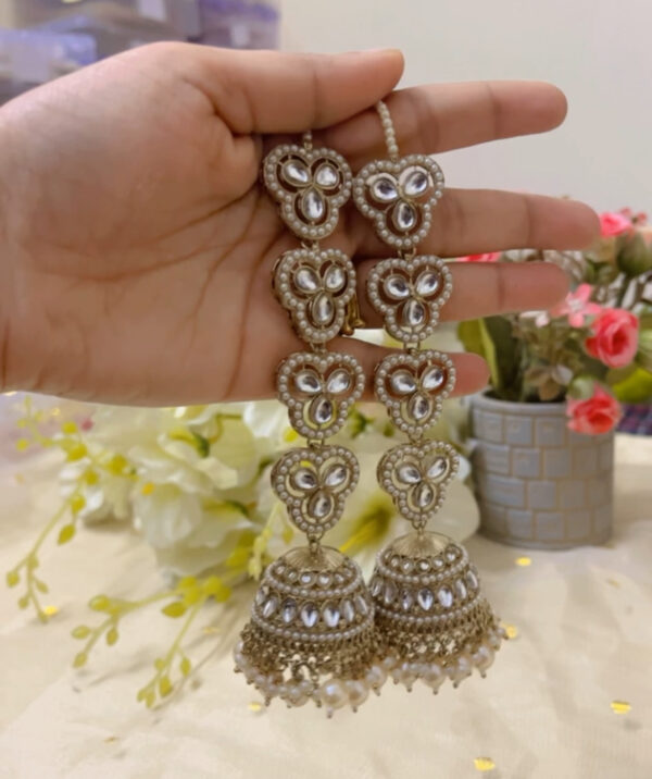 Premium quality light weight kundan earring in white