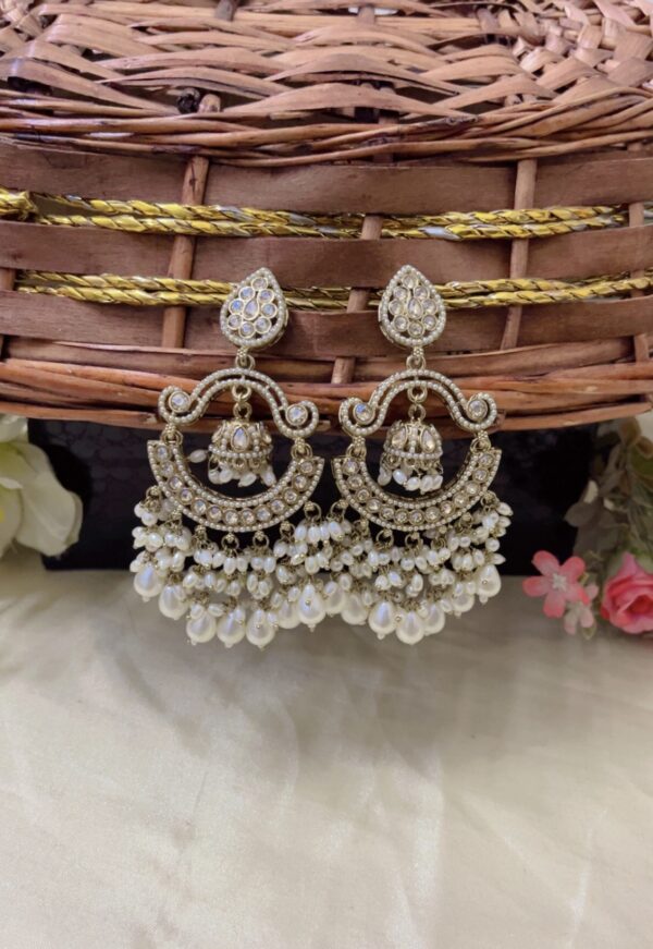 Premium quality light weight kundan earring in white