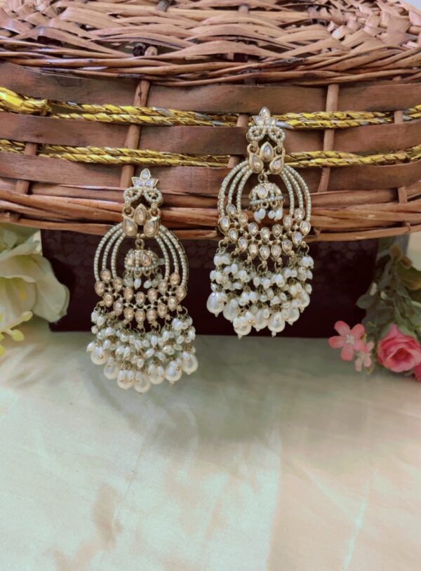 Premium quality light weight kundan earring in white