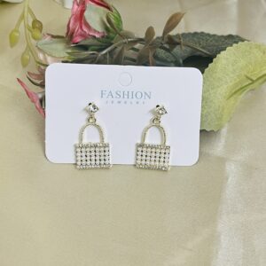 Contemporary hoop purse style