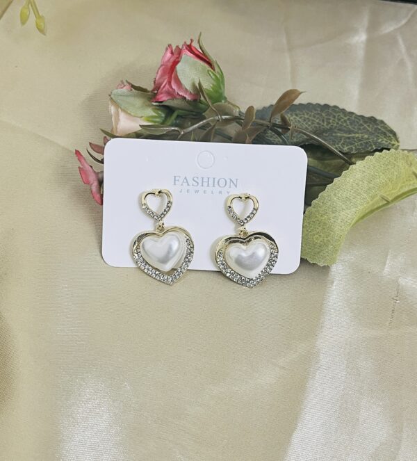 Contemporary hoop heart shape earring