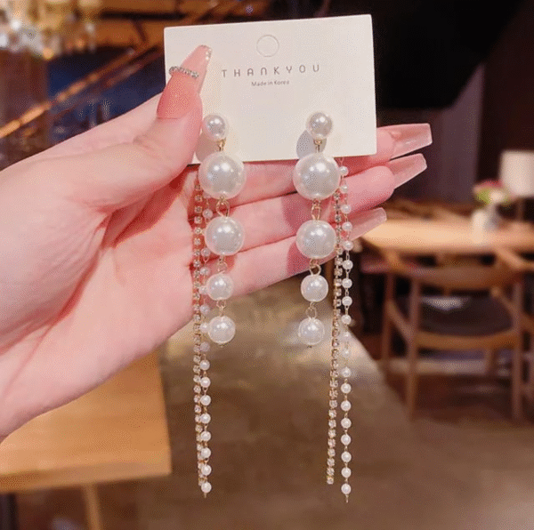 Contemporary hoop earring