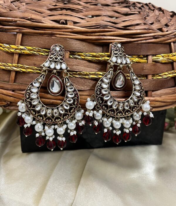 Premium quality light weight meenakari earring in mahroon